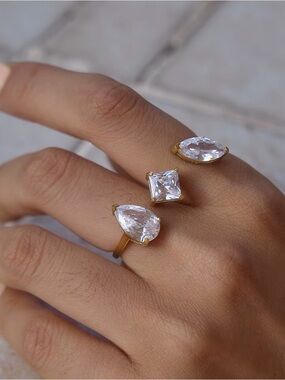 Multi diamond ring D208